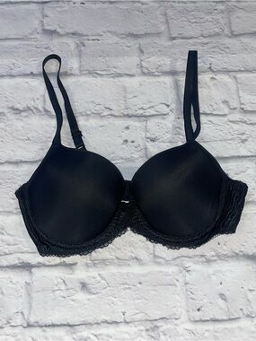 Wacoal La Femme Underwire T-Shirt Bra Black. 32C